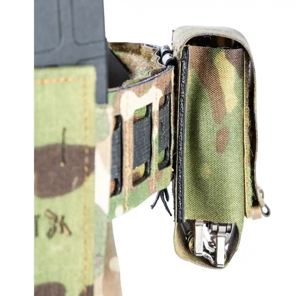 HRT-ARC-Handcuff-Pouch, Body Armor, ShotStop, Ace Link Armor, Ballistic Plates, magazine Pouches, Pistol Pouch, Rifle Pouch, AR Pouch, multicam, mlok, cnc, MOLLE, PAL, military, police, law enforcement, infantary,