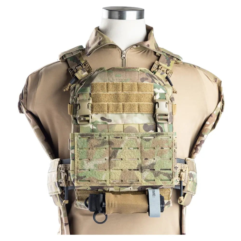 HRT Tourniquet Pouch V2, Tactical Gear, Rifle Pouch, police, Pistol Pouch, PAL, MOLLE, mlok, military, magazine Pouches, law enforcement, infantary, HRT 28, HRT, cnc, AR Pouch,